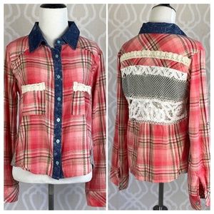 Gimmicks Western Plaid Button Down Top